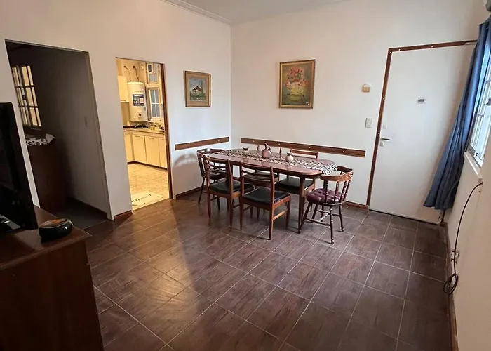 Departamento Catamarca 3 Amb Y Cochera